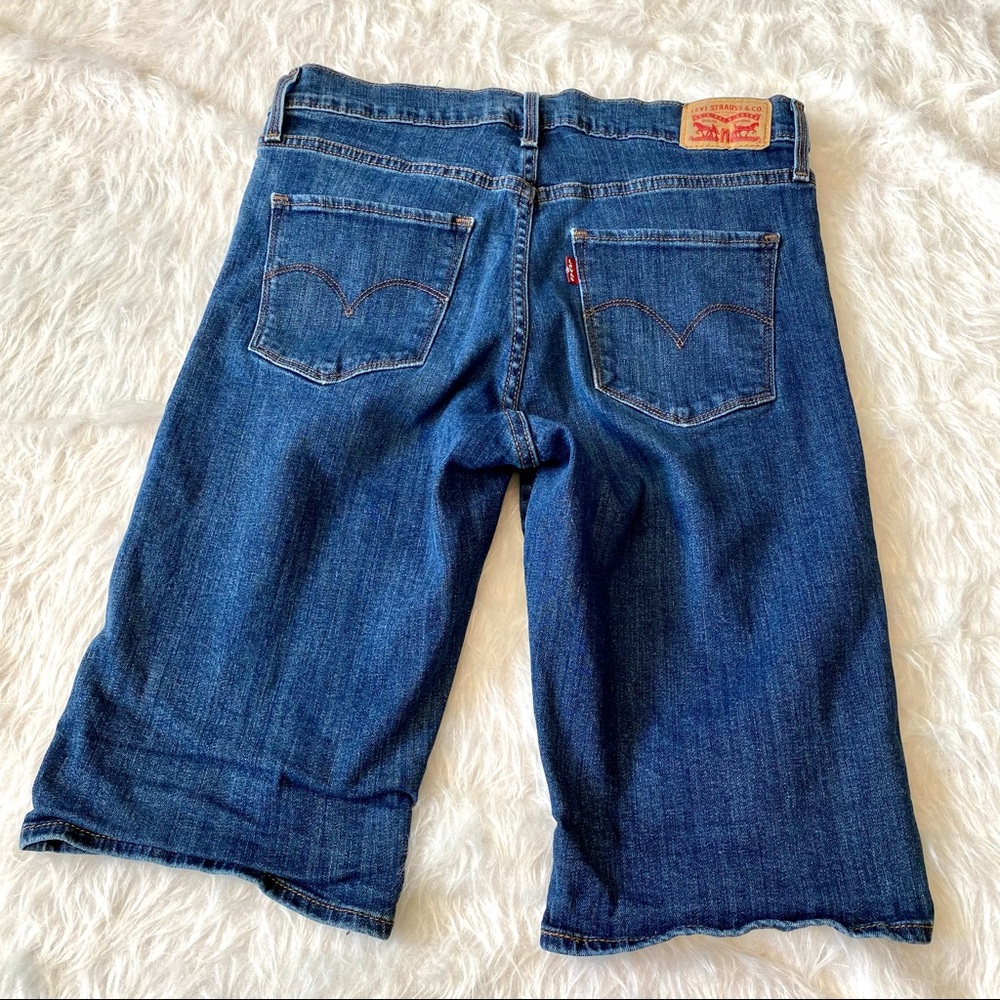 Levi’s cuffed Bermuda length jean highwaist shorts EUC 29 - Picture 6 of 8
